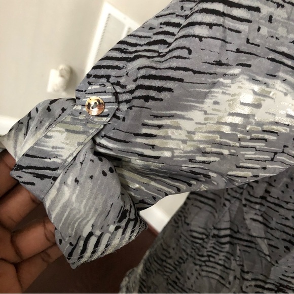 Beautiful Hi Lo Shirt - Picture 6 of 10